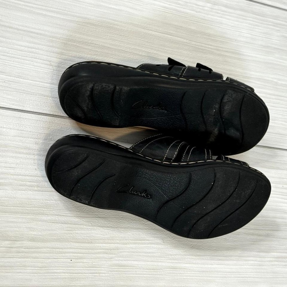 Clarks Collection Black Leather Slide Sandals Cus… - image 7